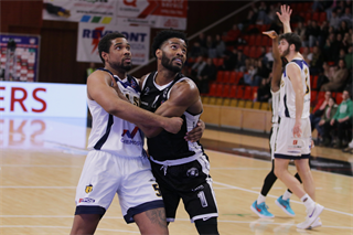 Dohrávka 15. kola TIPOS SBL: BC Prievidza : Iskra Svit 78:60 (Ladislav Szibilla)
