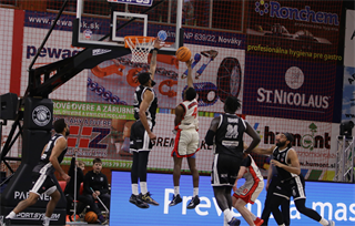 19. kolo TIPOS SBL: BC Prievidza - BC Komárno 101:76 (Ladislav Szibilla)