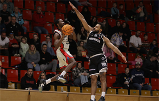 19. kolo TIPOS SBL: BC Prievidza - BC Komárno 101:76 (Ladislav Szibilla)