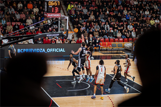 19. kolo TIPOS SBL: BC Prievidza : BC Komárno 101:76 (Vladimír Králik)