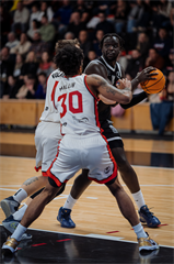 19. kolo TIPOS SBL: BC Prievidza : BC Komárno 101:76 (Vladimír Králik)