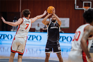 19. kolo TIPOS SBL: BC Prievidza : BC Komárno 101:76 (Vladimír Králik)