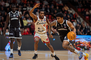 19. kolo TIPOS SBL: BC Prievidza : BC Komárno 101:76 (Vladimír Králik)