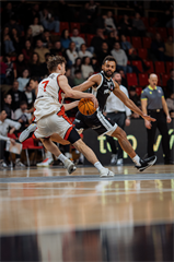 19. kolo TIPOS SBL: BC Prievidza : BC Komárno 101:76 (Vladimír Králik)