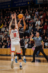 19. kolo TIPOS SBL: BC Prievidza : BC Komárno 101:76 (Vladimír Králik)