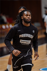 Európsky pohár FIBA: BC Prievidza - Sporting Lisabon 94:82 (Vladimír Králik)