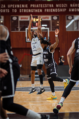 Európsky pohár FIBA: BC Prievidza - Sporting Lisabon 94:82 (Vladimír Králik)