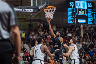 Európsky pohár FIBA: BC Prievidza - Sporting Lisabon 94:82 (Vladimír Králik)
