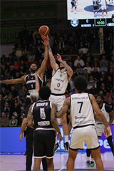 Európsky pohár FIBA: BC Prievidza : Sporting Lisabon 94:82 (Ladislav Szibilla)