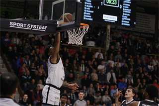 Európsky pohár FIBA: BC Prievidza : Sporting Lisabon 94:82 (Ladislav Szibilla)