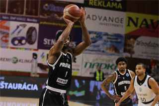 Európsky pohár FIBA: BC Prievidza : Sporting Lisabon 94:82 (Ladislav Szibilla)