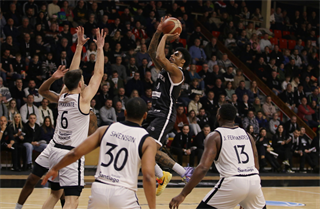 Európsky pohár FIBA: BC Prievidza : Sporting Lisabon 94:82 (Ladislav Szibilla)