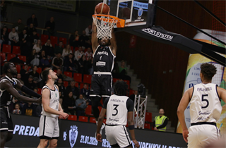 Európsky pohár FIBA: BC Prievidza : Sporting Lisabon 94:82 (Ladislav Szibilla)