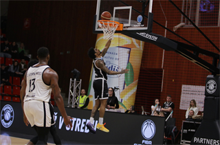 Európsky pohár FIBA: BC Prievidza : Sporting Lisabon 94:82 (Ladislav Szibilla)