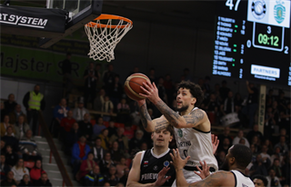 Európsky pohár FIBA: BC Prievidza : Sporting Lisabon 94:82 (Ladislav Szibilla)