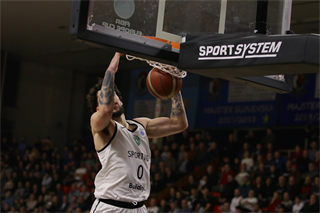 Európsky pohár FIBA: BC Prievidza : Sporting Lisabon 94:82 (Ladislav Szibilla)