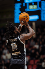 21. kolo TIPOS SBL: BC Prievidza - Nitra Blue Wings 88:71 (Vladimír Králik)