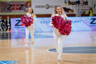21. kolo TIPOS SBL: BC Prievidza - Nitra Blue Wings 88:71 (Vladimír Králik)