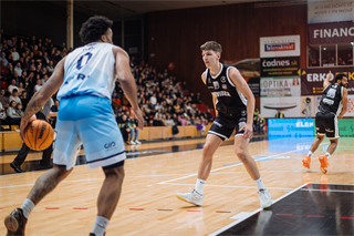 21. kolo TIPOS SBL: BC Prievidza - Nitra Blue Wings 88:71 (Vladimír Králik)