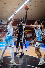 21. kolo TIPOS SBL: BC Prievidza - Nitra Blue Wings 88:71 (Vladimír Králik)