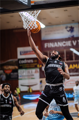 21. kolo TIPOS SBL: BC Prievidza - Nitra Blue Wings 88:71 (Vladimír Králik)