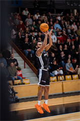 21. kolo TIPOS SBL: BC Prievidza - Nitra Blue Wings 88:71 (Vladimír Králik)