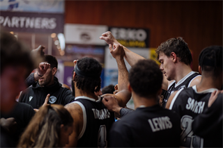 21. kolo TIPOS SBL: BC Prievidza - Nitra Blue Wings 88:71 (Vladimír Králik)