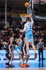 21. kolo TIPOS SBL: BC Prievidza - Nitra Blue Wings 88:71 (Vladimír Králik)