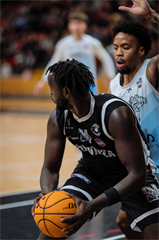 21. kolo TIPOS SBL: BC Prievidza - Nitra Blue Wings 88:71 (Vladimír Králik)
