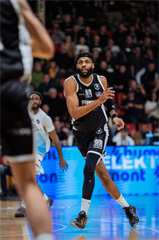 21. kolo TIPOS SBL: BC Prievidza - Nitra Blue Wings 88:71 (Vladimír Králik)