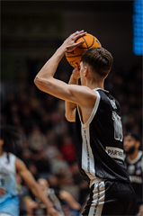 21. kolo TIPOS SBL: BC Prievidza - Nitra Blue Wings 88:71 (Vladimír Králik)