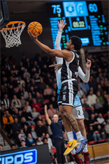 21. kolo TIPOS SBL: BC Prievidza - Nitra Blue Wings 88:71 (Vladimír Králik)