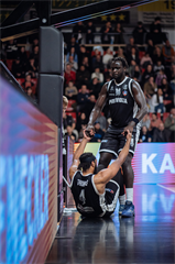 21. kolo TIPOS SBL: BC Prievidza - Nitra Blue Wings 88:71 (Vladimír Králik)