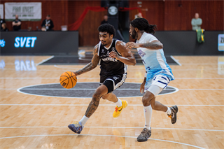 21. kolo TIPOS SBL: BC Prievidza - Nitra Blue Wings 88:71 (Vladimír Králik)