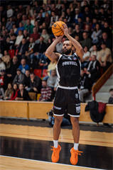 21. kolo TIPOS SBL: BC Prievidza - Nitra Blue Wings 88:71 (Vladimír Králik)