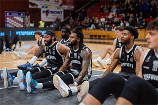 21. kolo TIPOS SBL: BC Prievidza - Nitra Blue Wings 88:71 (Vladimír Králik)