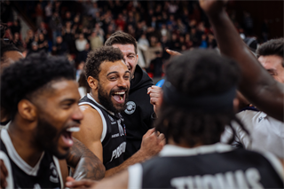 21. kolo TIPOS SBL: BC Prievidza - Nitra Blue Wings 88:71 (Vladimír Králik)