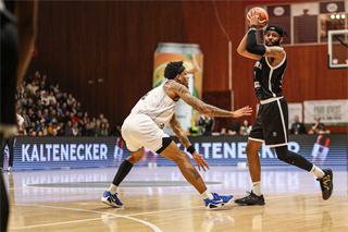 Európsky pohár FIBA: BC Prievidza - PAOK Solún 67:87 (Michal Huba)