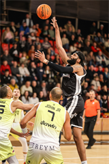 23. kolo TIPOS SBL: BC Prievidza - Košice Wolves 89:64 (Michal Huba)