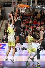 23. kolo TIPOS SBL: BC Prievidza - Košice Wolves 89:64 (Michal Huba)