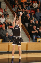 23. kolo TIPOS SBL: BC Prievidza - Košice Wolves 89:64 (Michal Huba)