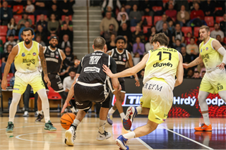 23. kolo TIPOS SBL: BC Prievidza - Košice Wolves 89:64 (Michal Huba)