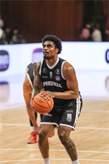 23. kolo TIPOS SBL: BC Prievidza - Košice Wolves 89:64 (Michal Huba)