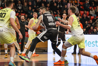 23. kolo TIPOS SBL: BC Prievidza - Košice Wolves 89:64 (Michal Huba)