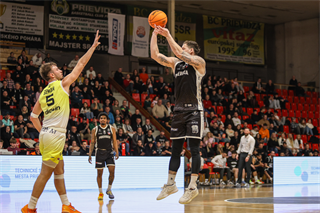 23. kolo TIPOS SBL: BC Prievidza - Košice Wolves 89:64 (Michal Huba)
