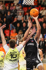23. kolo TIPOS SBL: BC Prievidza - Košice Wolves 89:64 (Michal Huba)