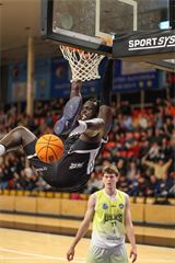 23. kolo TIPOS SBL: BC Prievidza - Košice Wolves 89:64 (Michal Huba)