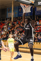 23. kolo TIPOS SBL: BC Prievidza - Košice Wolves 89:64 (Michal Huba)