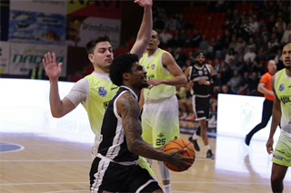 23. kolo TIPOS SBL: BC Prievidza : Košice Wolves 89:64 (Ladislav Szibilla)