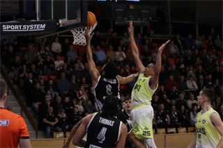 23. kolo TIPOS SBL: BC Prievidza : Košice Wolves 89:64 (Ladislav Szibilla)